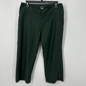 Patagonia pants women’s size small green cropped hiking casual